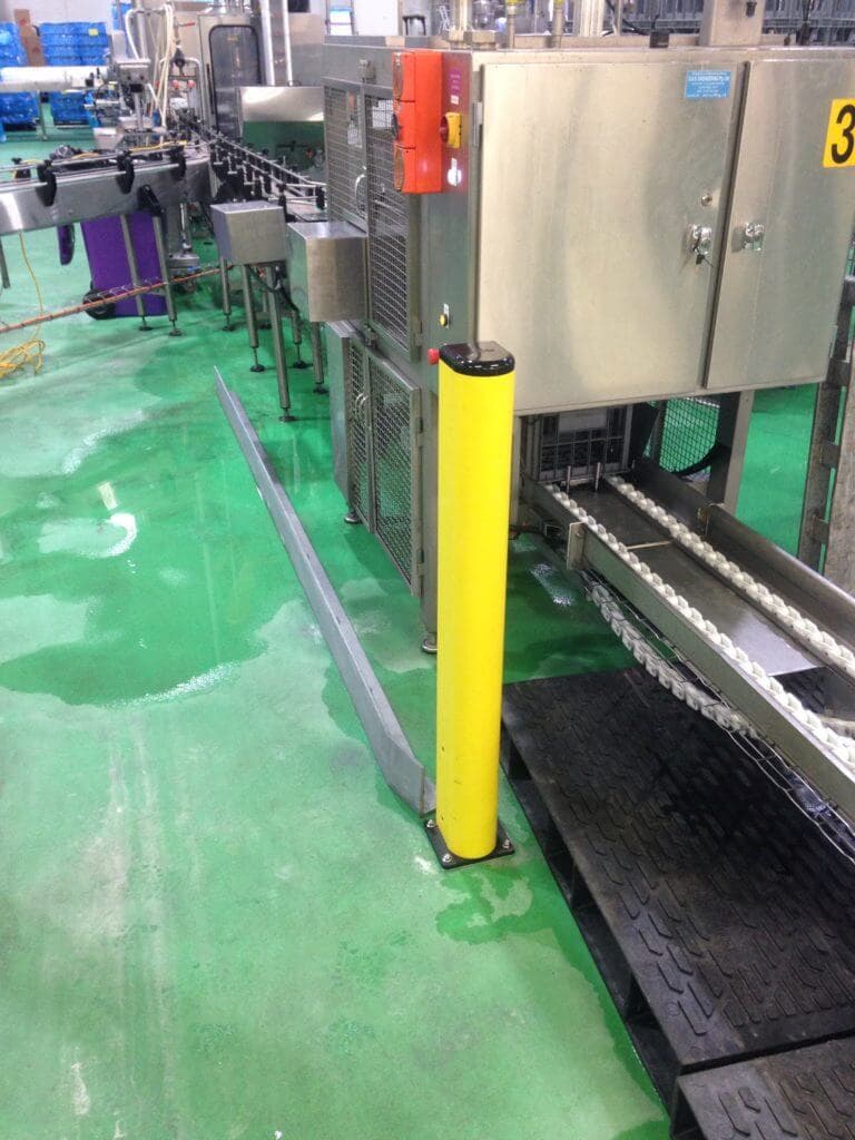 Yellow safety bollards|yellow safety bollards| industrial safety barriers